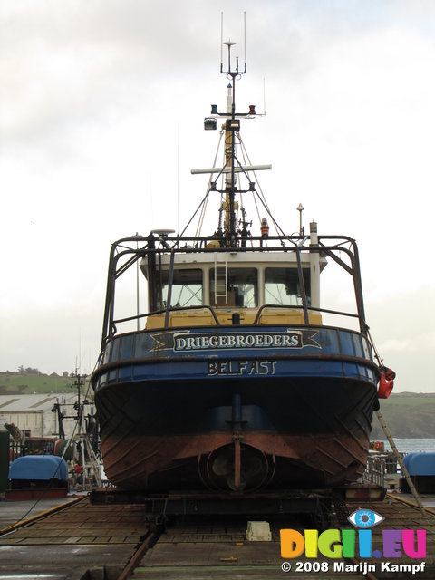 SX00462 Fishing boat Driegebroeders Belfast in dry dock